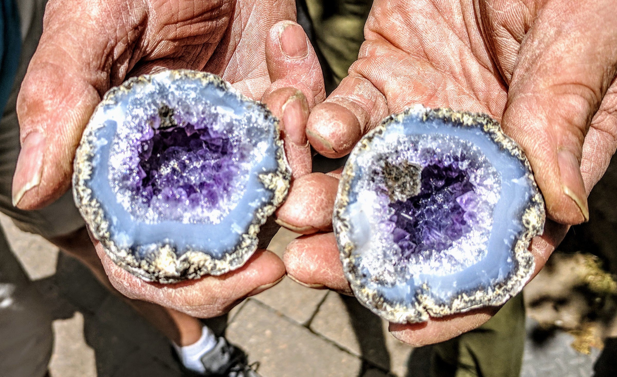 Mexican geodes bulk quantity (Amethyst, Smoky Quartz, Blue Quartz